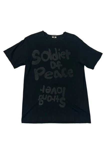 comme des garçons soldier of peace shirt schwarz